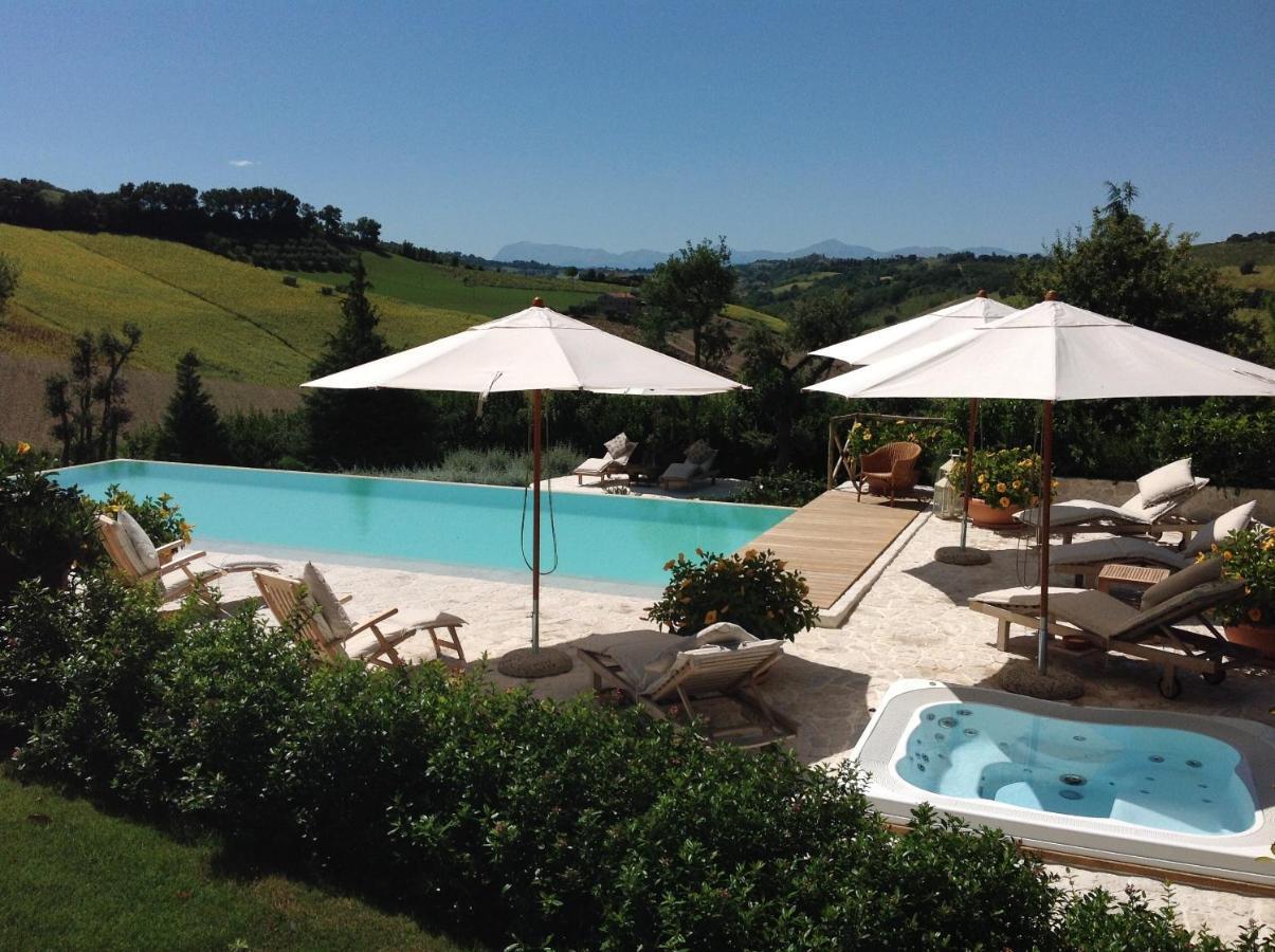 Monterosato Country House Monterubbiano Eksteriør billede